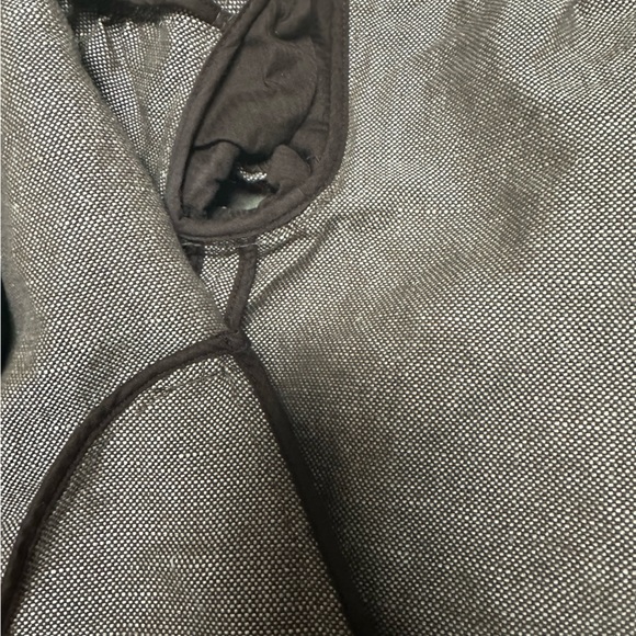 Gap short sleeve jacket with puff sleeves. ALL $5 ITEMS 3/$10!! - Picture 6 of 6